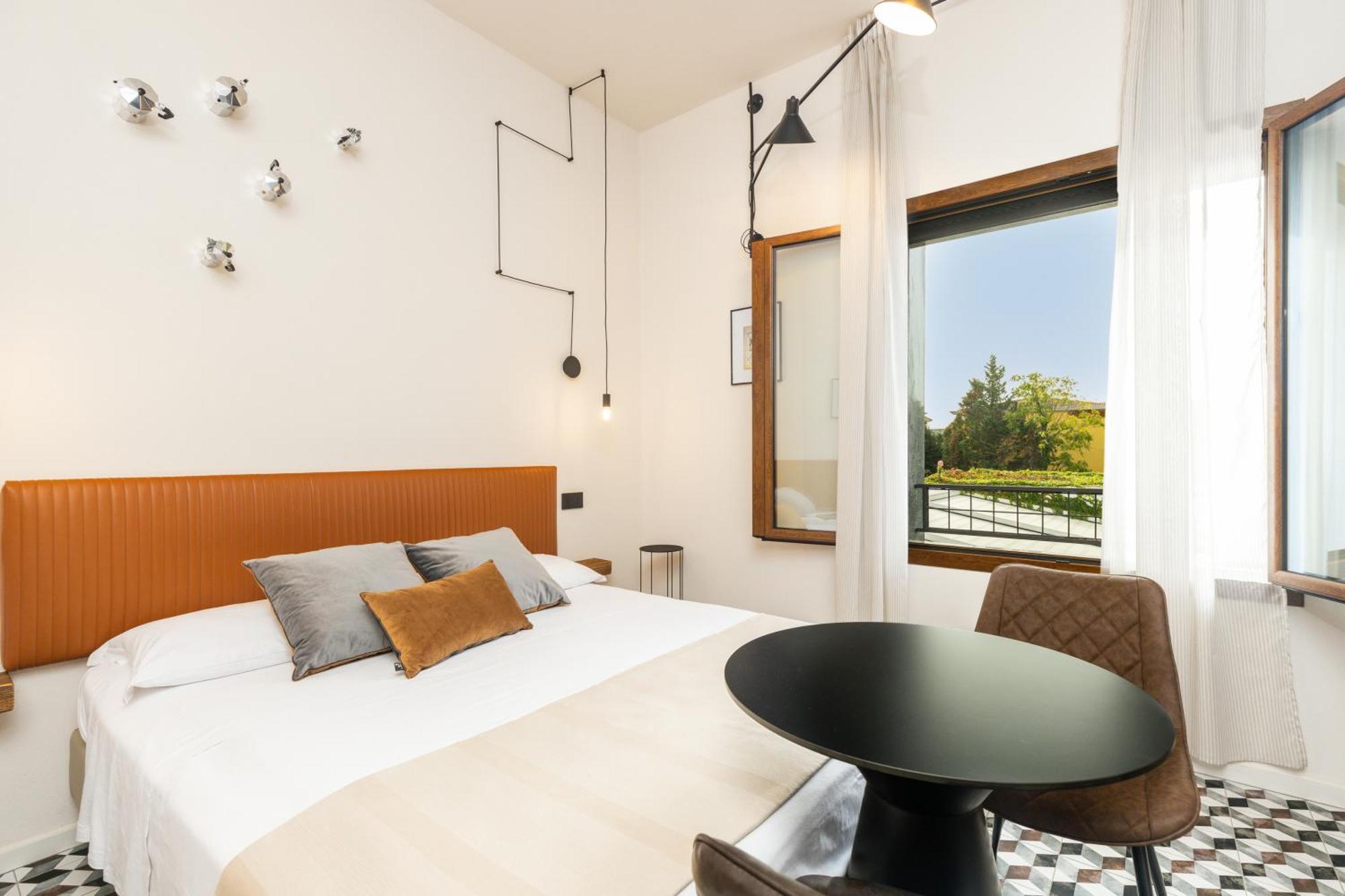 Iknos Accommodation Tortoli Exterior photo